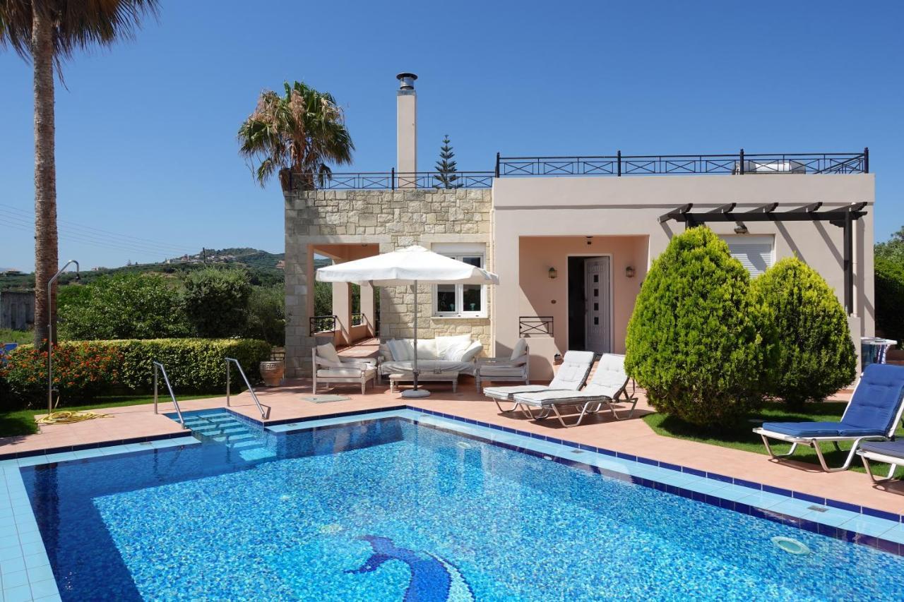 Villa Harriet Maria With Pool And Ocean View Kolimbari, Chania Kolymbari Exterior photo